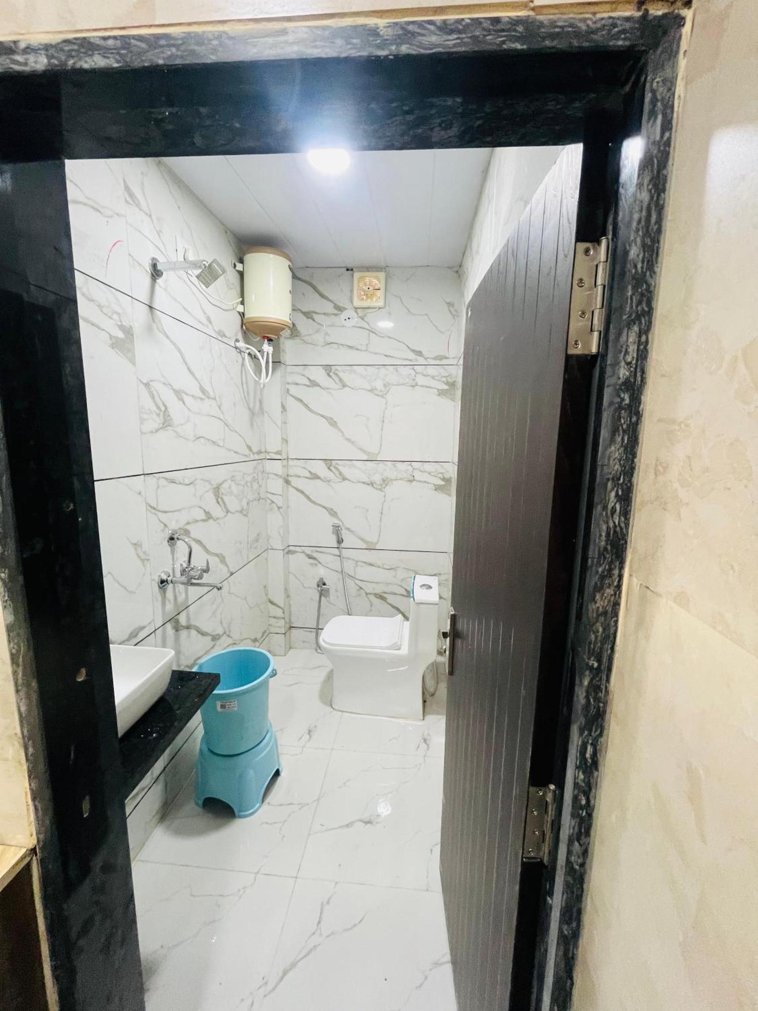 Hotel Sk Tower Ujjain Eksteriør bilde